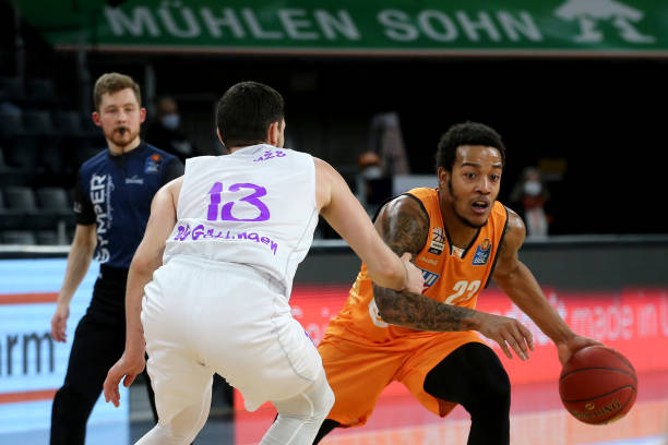 满奋斗与超 满奋斗与超