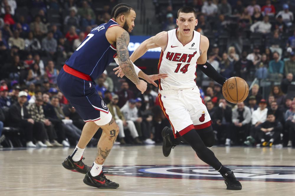 在比赛中屡 在比赛中屡